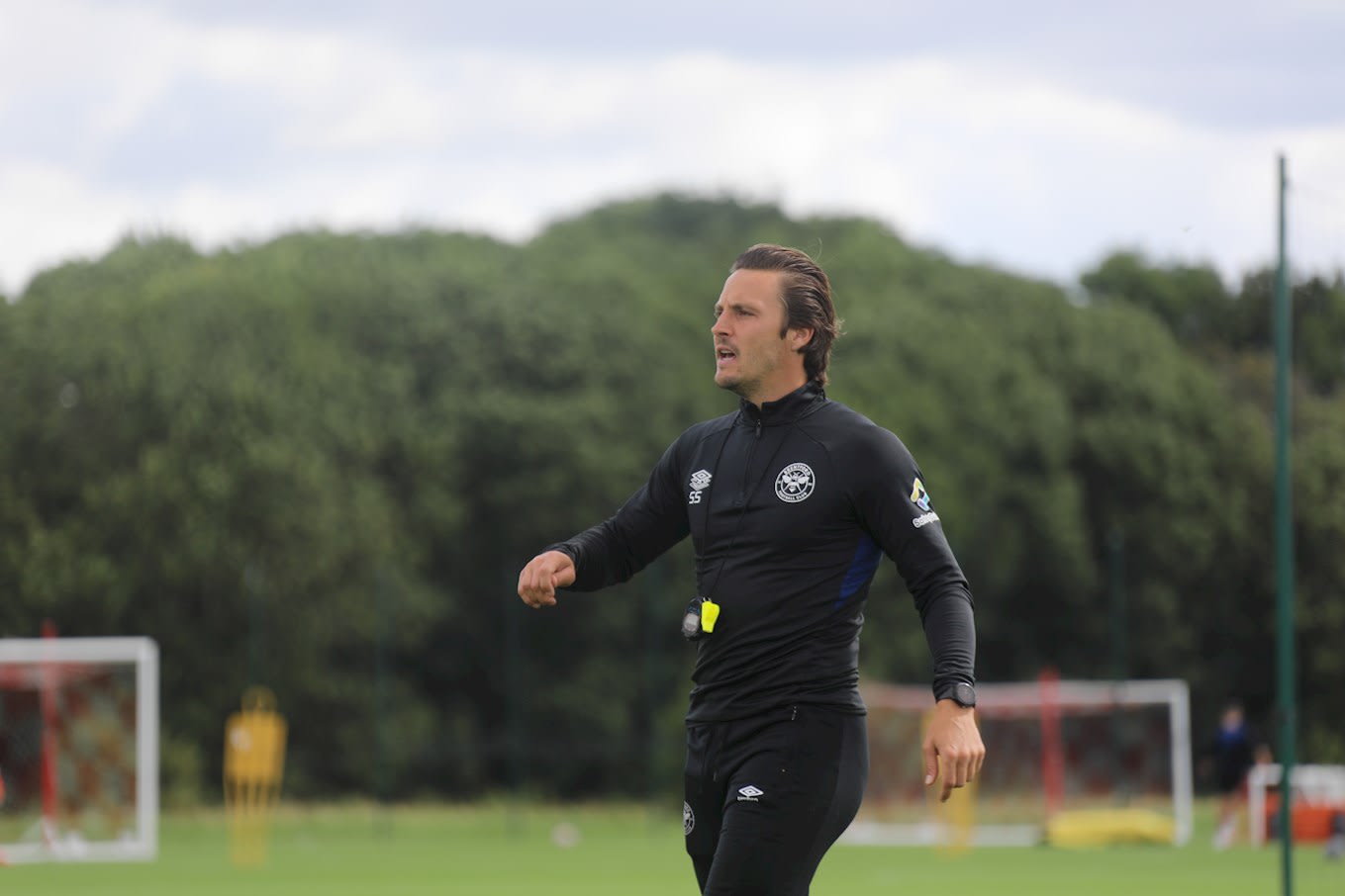 https://www.brentfordfc.com/siteassets/images/football/2021-22/brentford-b/training-pics/8m7a1630.jpg