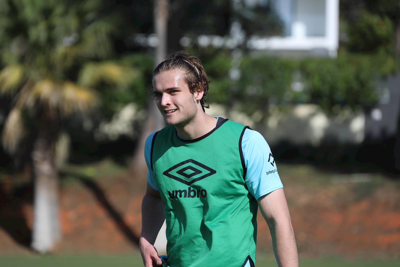https://www.brentfordfc.com/siteassets/images/football/2021-22/brentford-b/portugal-tour/training-pictures/8m7a1783-min.jpg