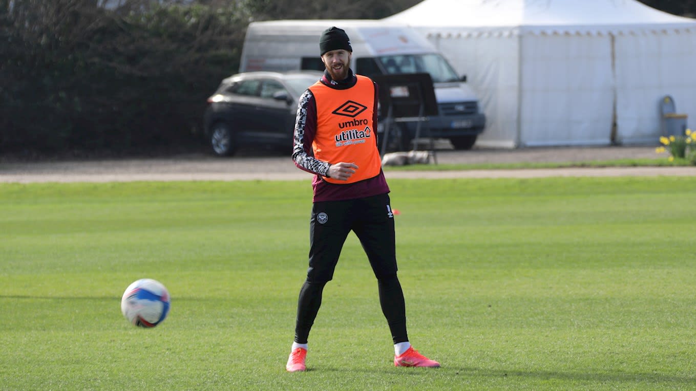 https://www.brentfordfc.com/siteassets/images/football/2020-21/first-team/training/20210309---training/8m7a2194.jpg