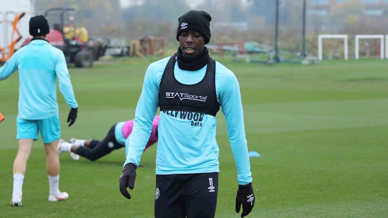 https://www.brentfordfc.com/siteassets/images/football/2021-22/first-team/training/20211124---training/8m7a3601.jpg