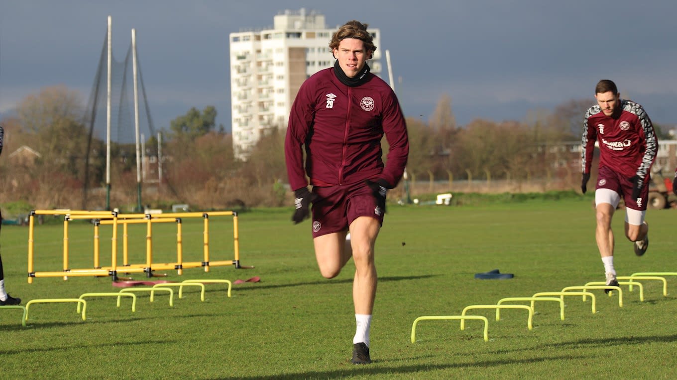 https://www.brentfordfc.com/siteassets/images/football/2020-21/first-team/training/20210103---first-team/8m7a5033.jpg