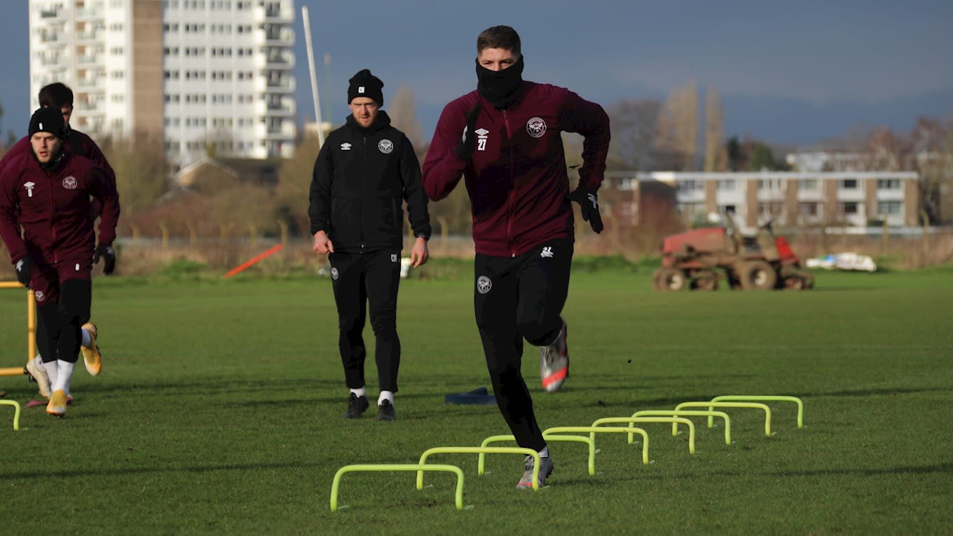 https://www.brentfordfc.com/siteassets/images/football/2020-21/first-team/training/20210103---first-team/8m7a5067.jpg