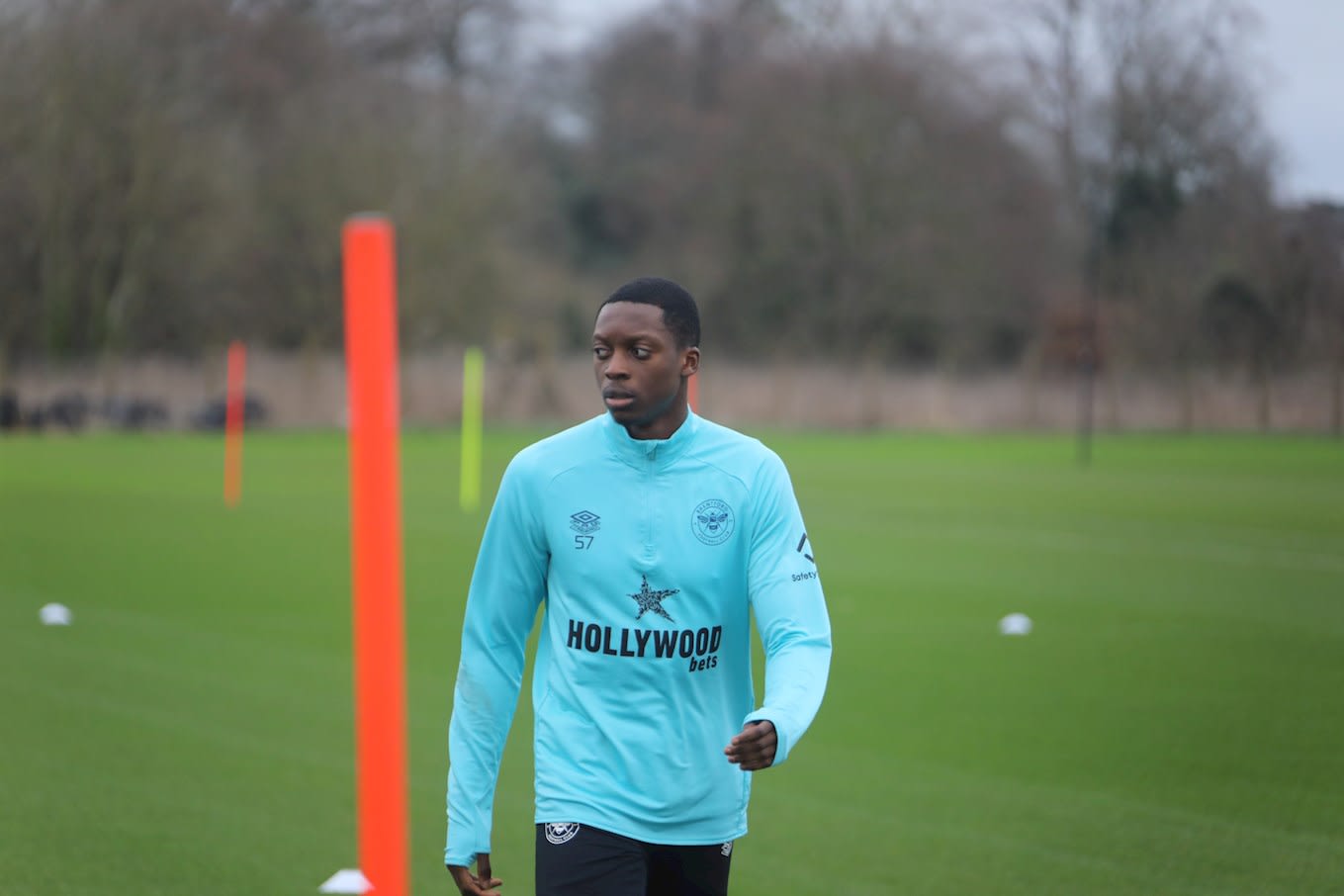 https://www.brentfordfc.com/siteassets/images/football/2021-22/brentford-b/training-pictures/301221/8m7a5442-min.jpg