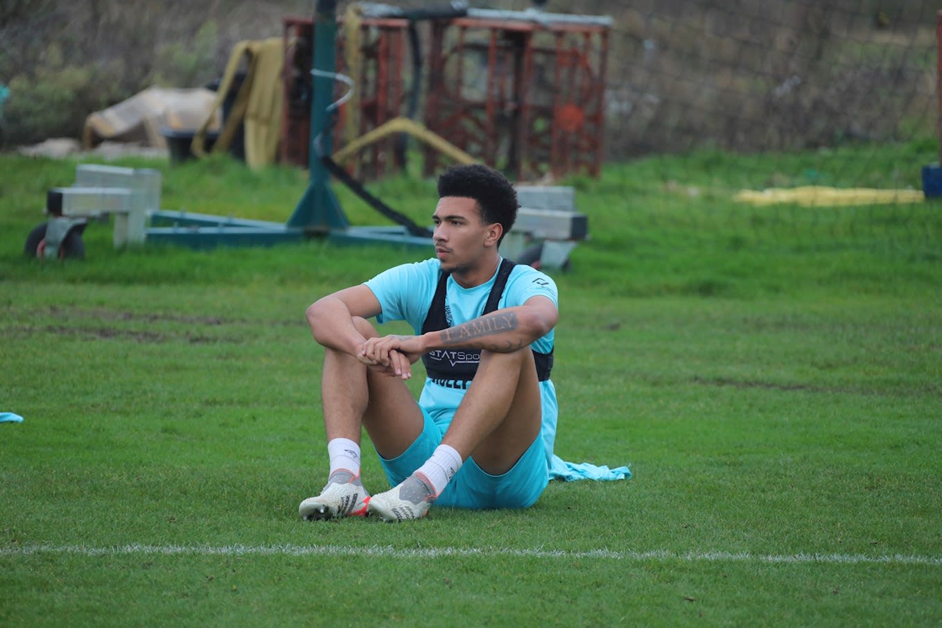 https://www.brentfordfc.com/siteassets/images/football/2021-22/brentford-b/training-pictures/301221/8m7a5629-min.jpg