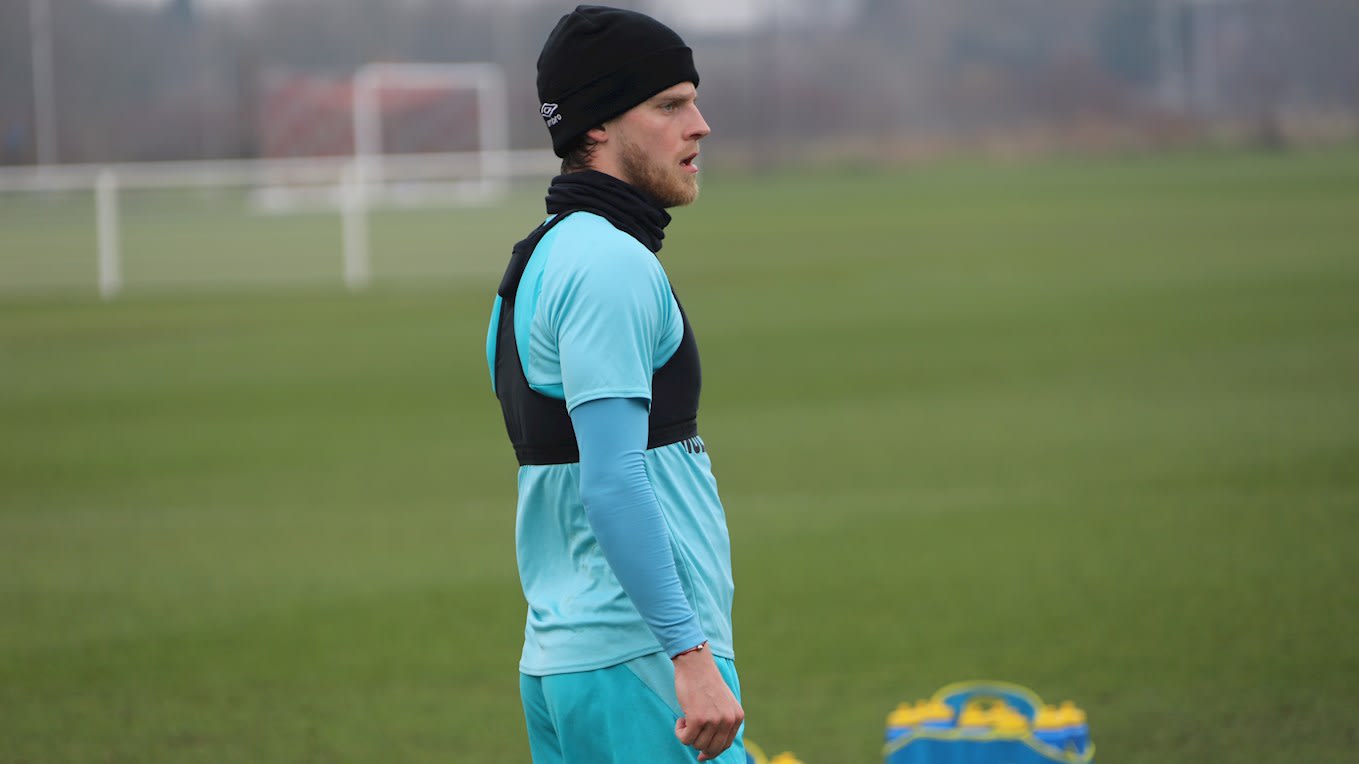 https://www.brentfordfc.com/siteassets/images/football/2021-22/first-team/training/20220303---training/8m7a6032.jpg