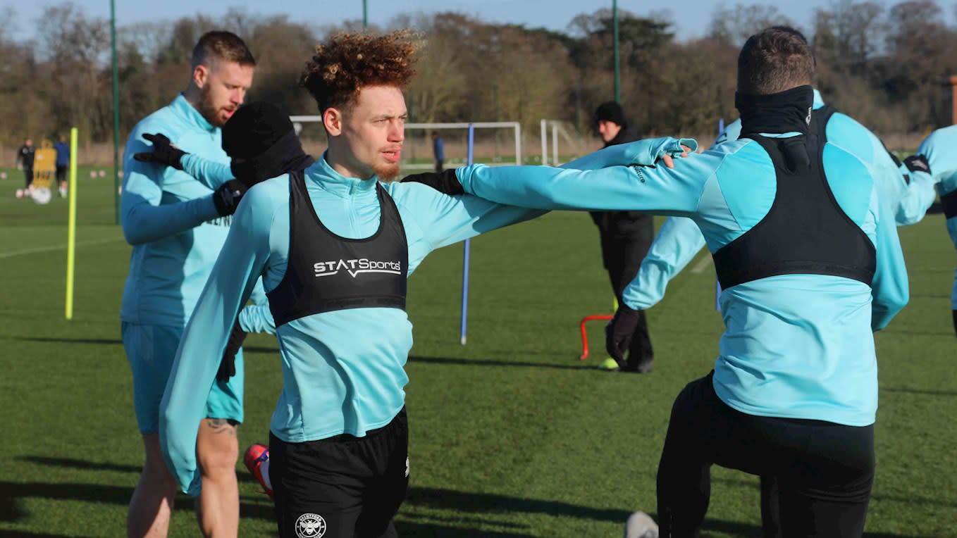 https://www.brentfordfc.com/siteassets/images/football/2021-22/first-team/training/20220107---training/8m7a6989.jpg