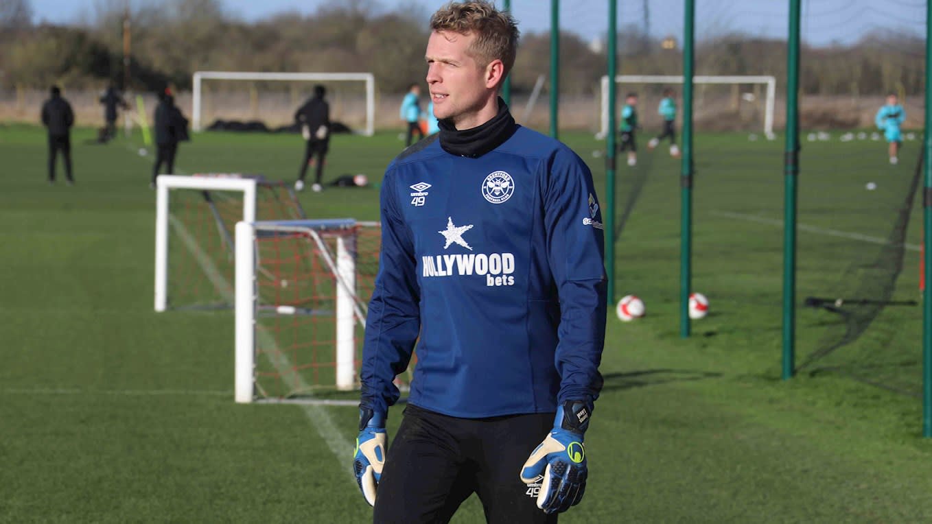 https://www.brentfordfc.com/siteassets/images/football/2021-22/first-team/training/20220107---training/8m7a7025.jpg