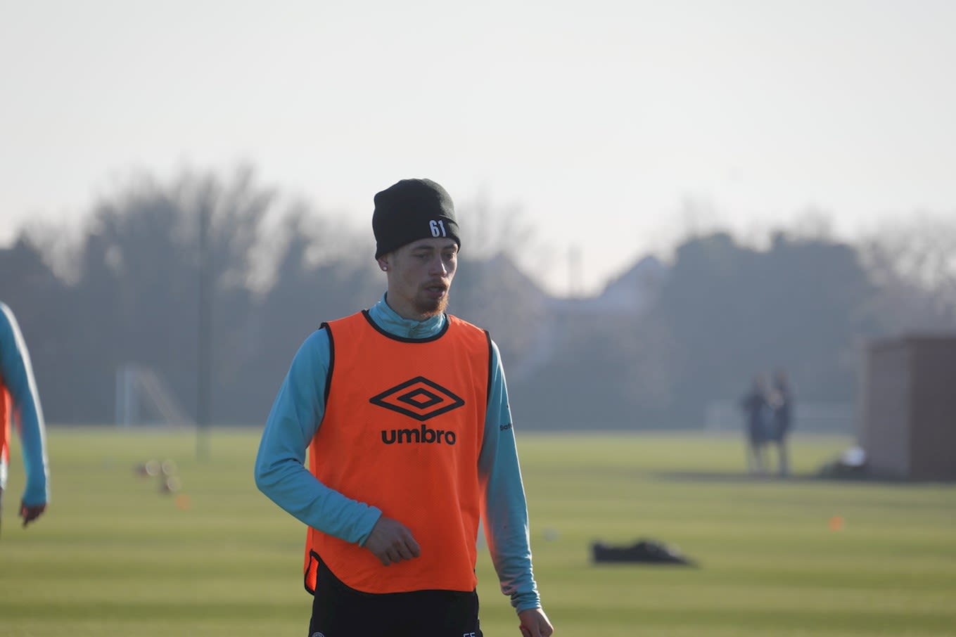 https://www.brentfordfc.com/siteassets/images/football/2021-22/brentford-b/training-pictures/14122/8m7a7582-min.jpg