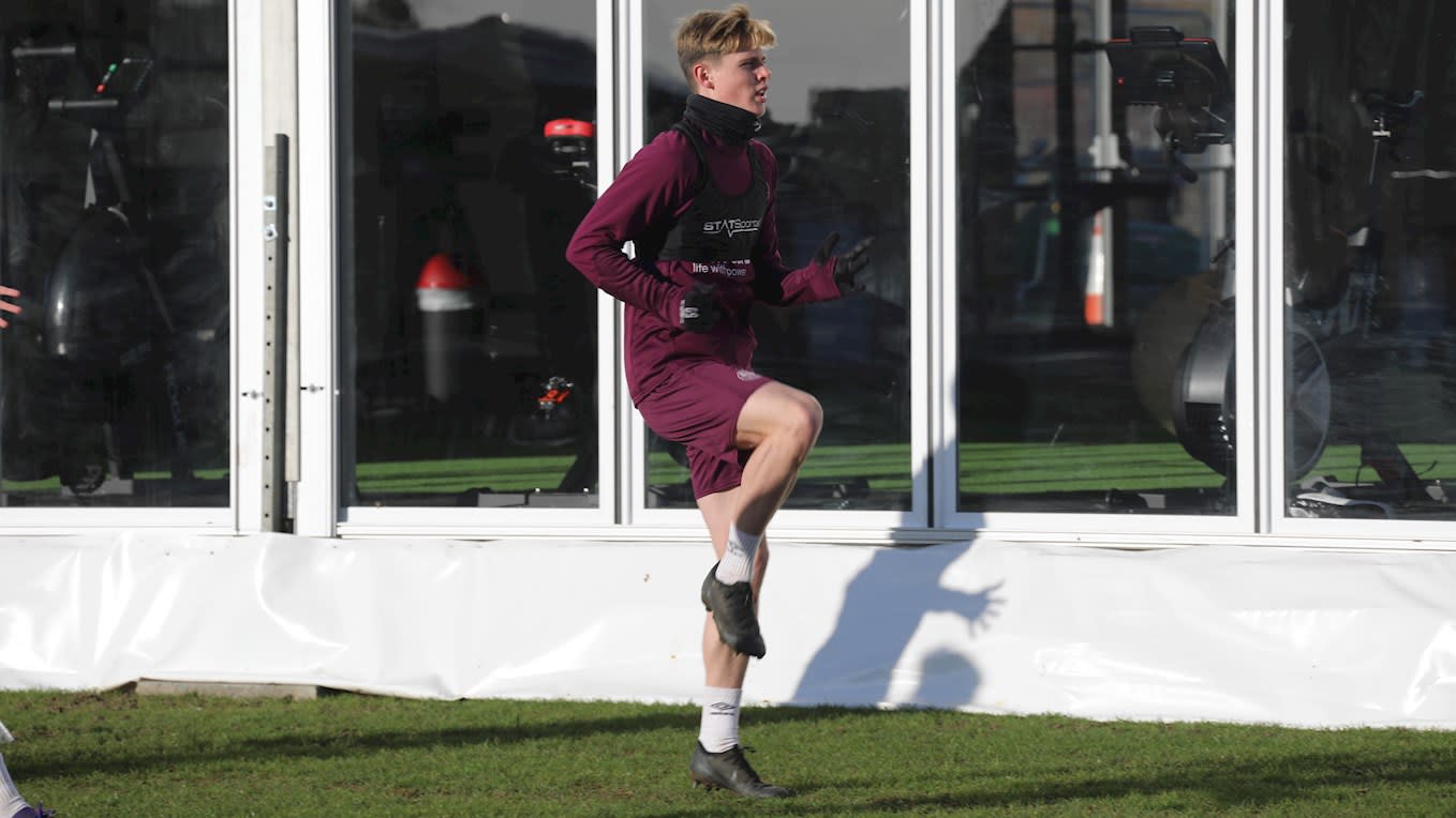 https://www.brentfordfc.com/siteassets/images/football/2020-21/first-team/training/20210122---first-team/8m7a7714.jpg
