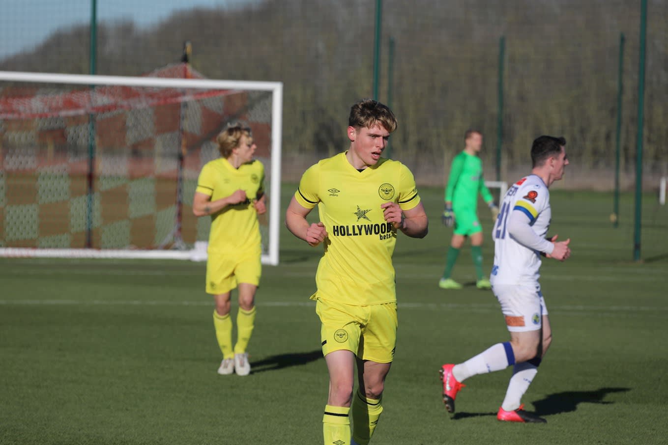 https://www.brentfordfc.com/siteassets/images/football/2021-22/first-team-games/20220117--havant-bcd/8m7a8269-min.jpg