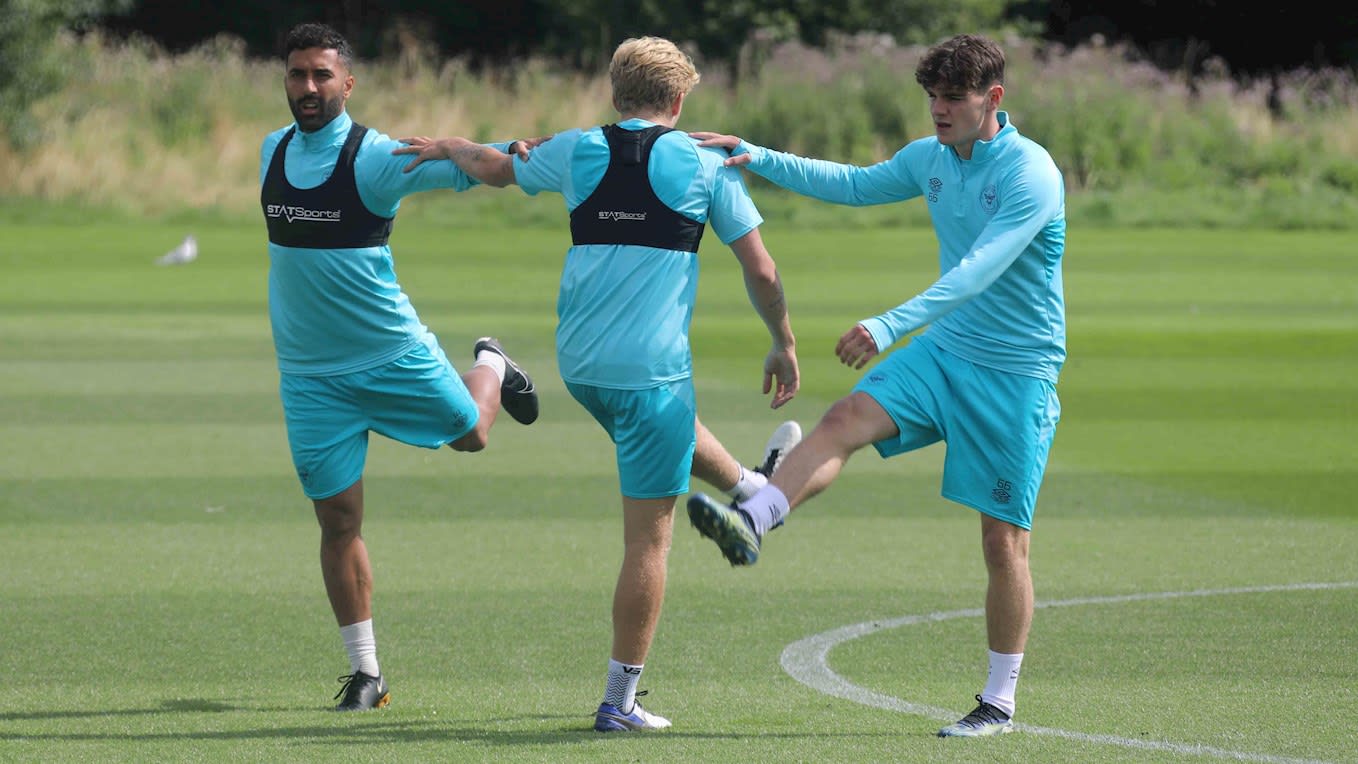 https://www.brentfordfc.com/siteassets/images/football/2021-22/first-team/training/20210805---training/8m7a8462.jpg