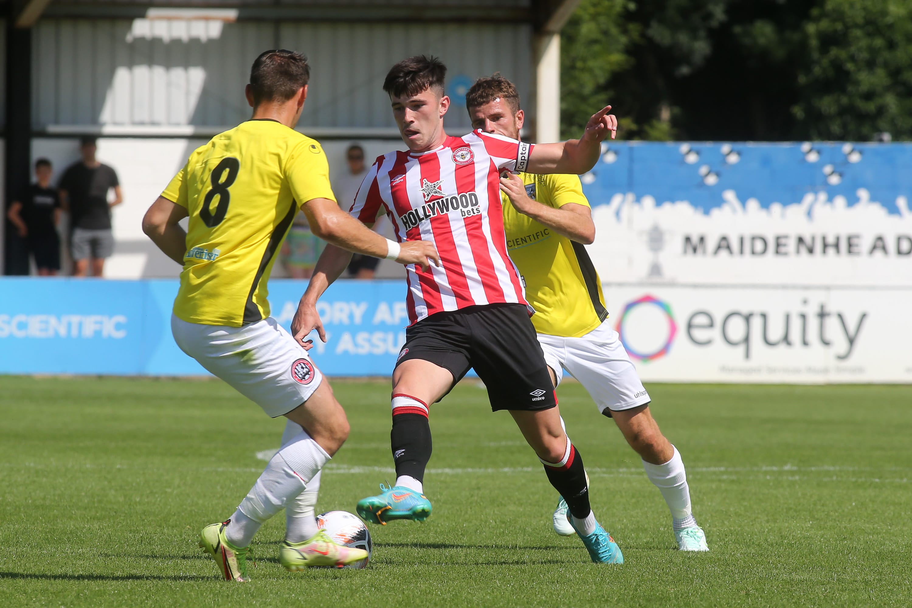 Alex Gilbert v Maidenhead