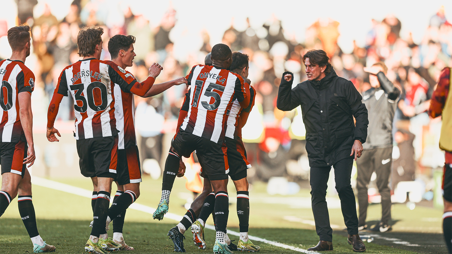Brentford celebrate v Chelsea