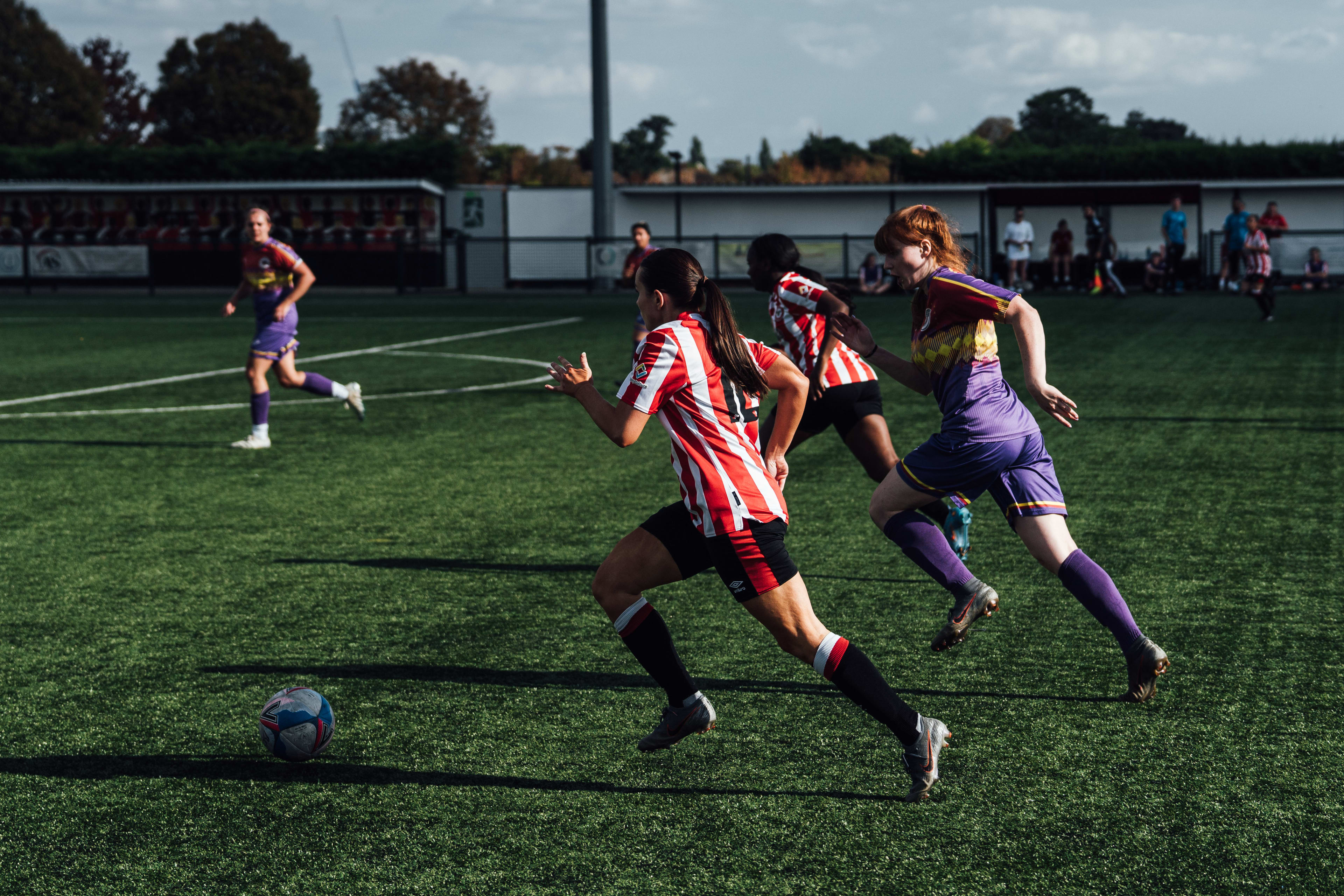 The goals came from Chloe Webb and Nikki Saunders