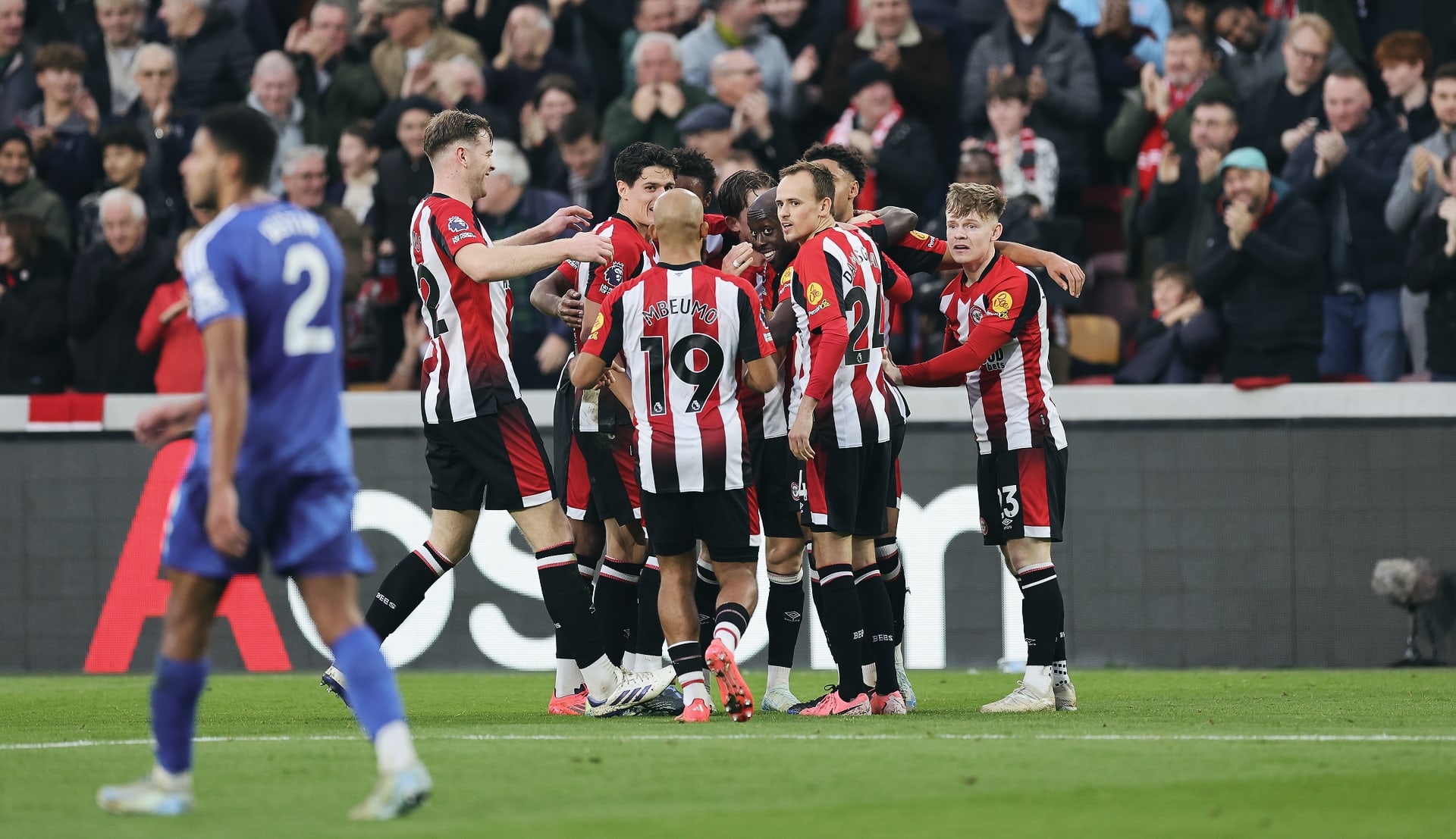 Brentford cele v Leicester
