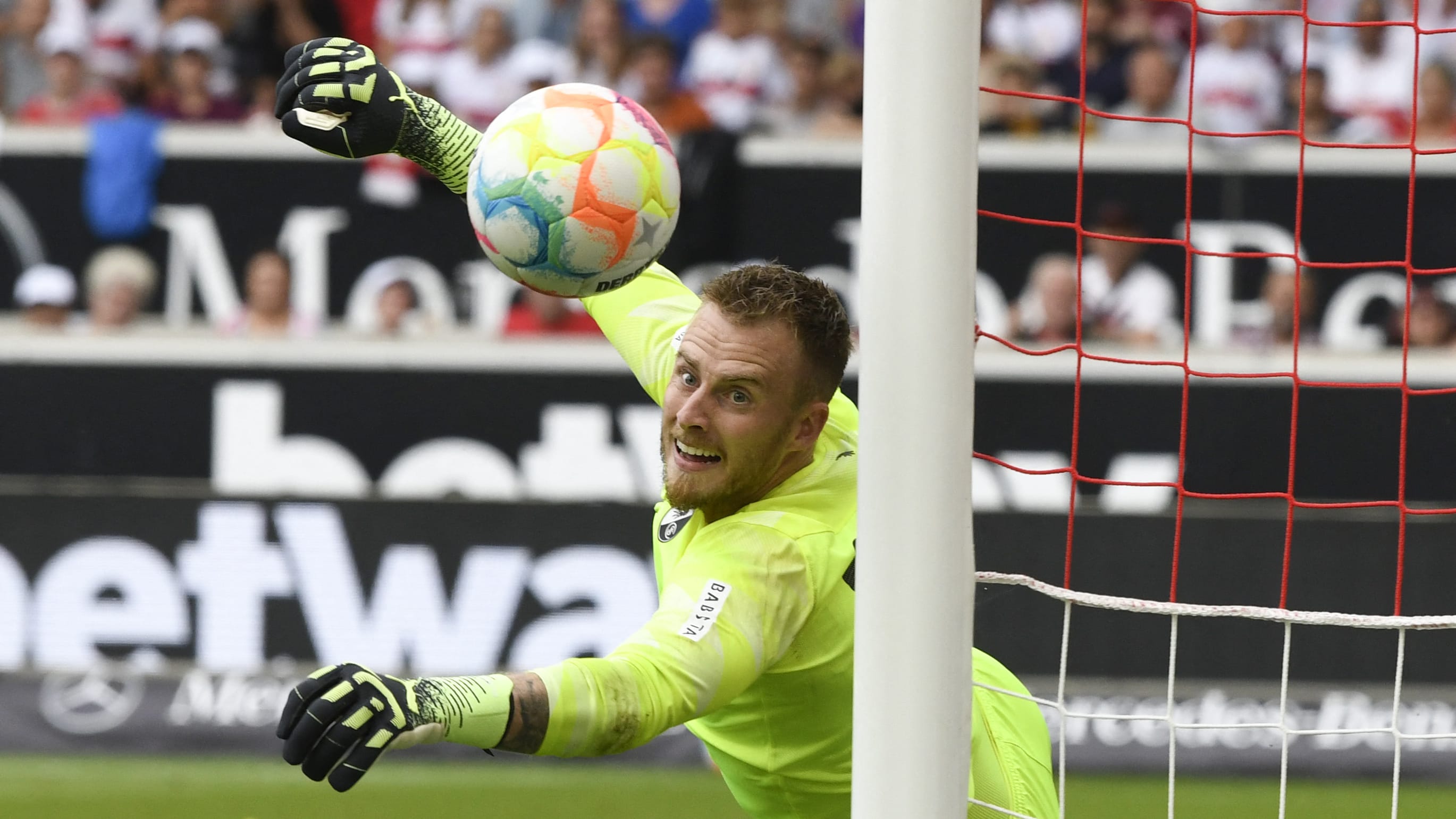 Mark Flekken makes save 
