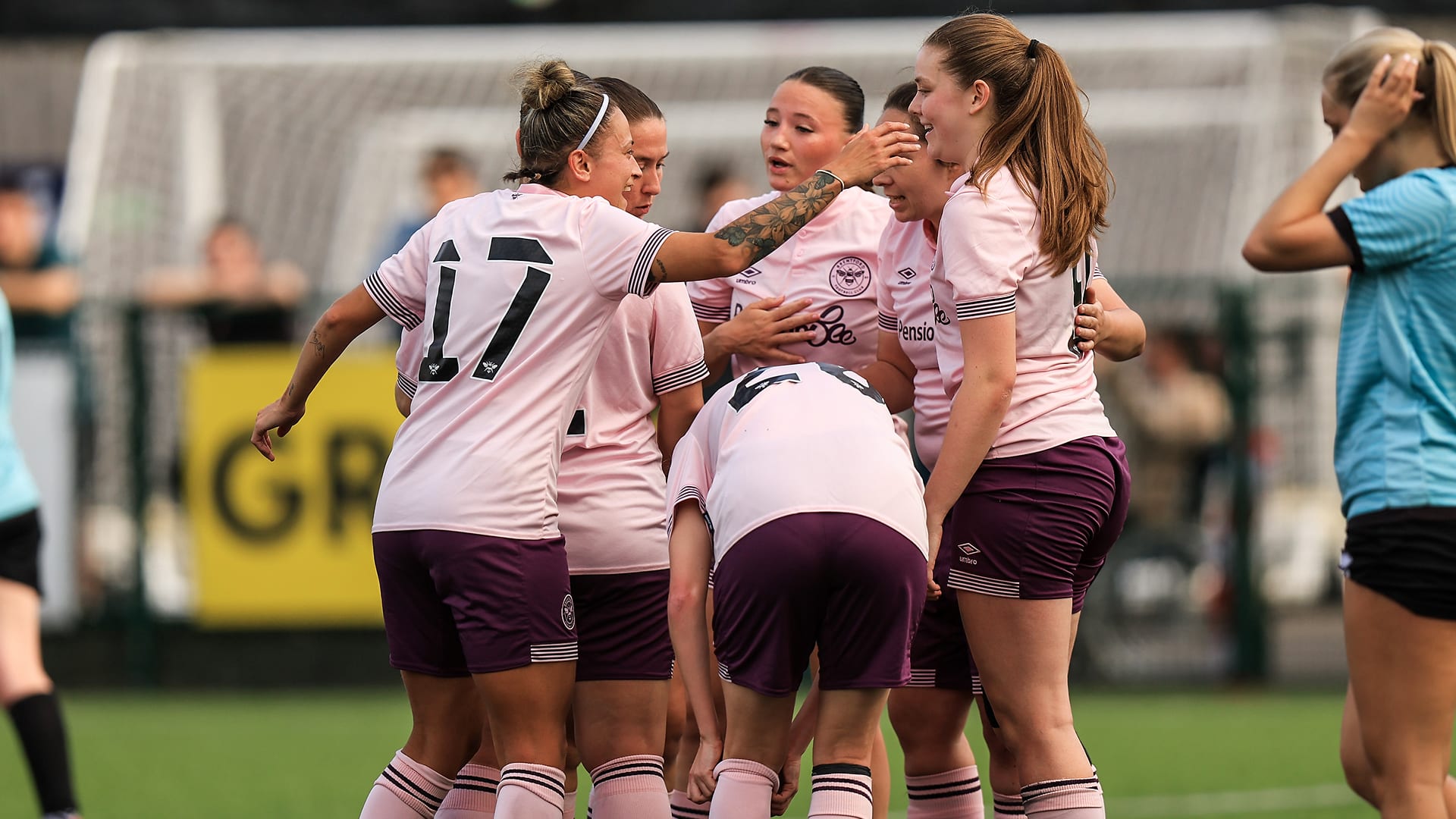 Production/Goal_clee_v_Farnham_Town_zdsdpx