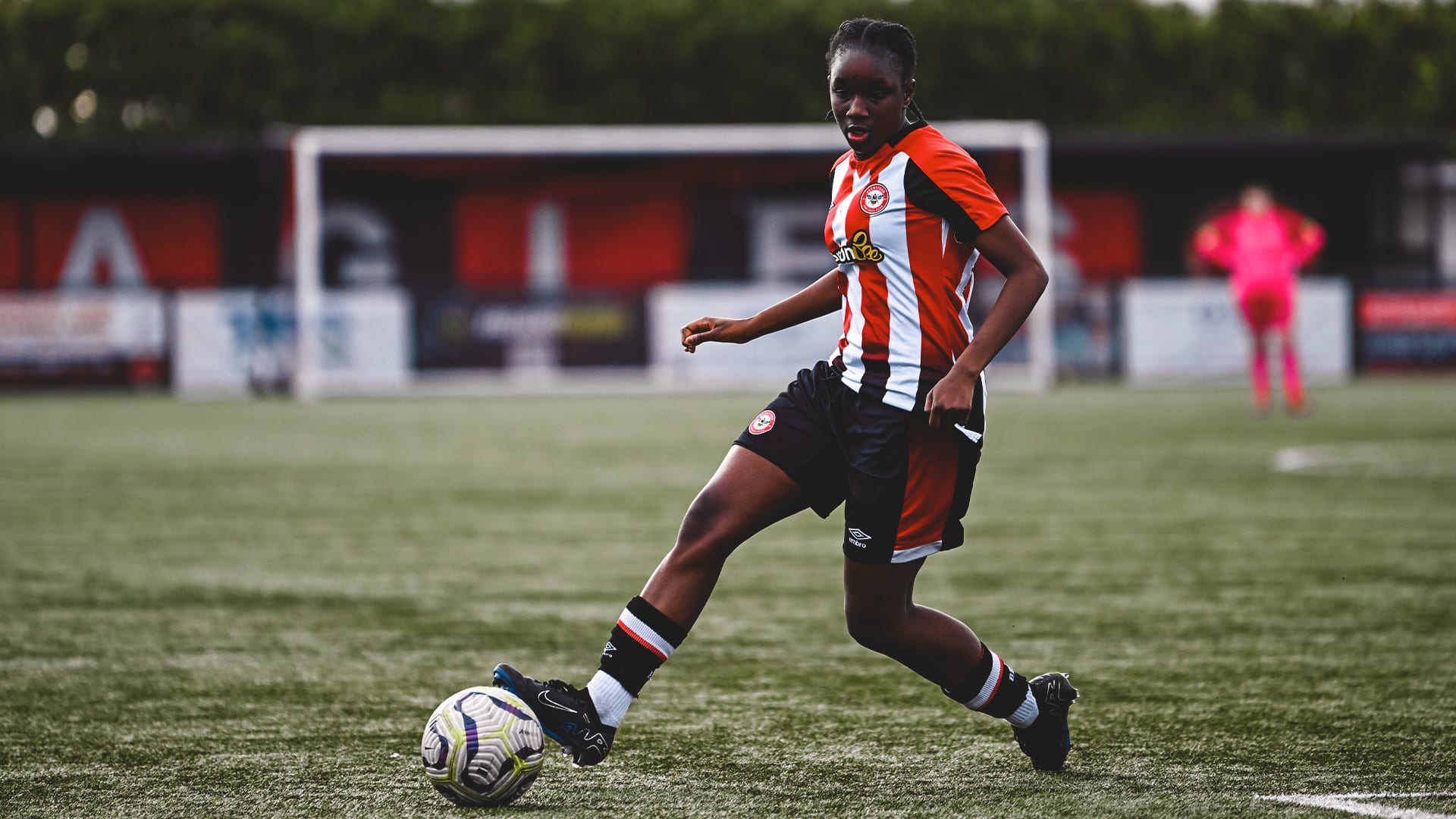 Production/Habeebat_Gbajabiamila_v_South_London_cjeood