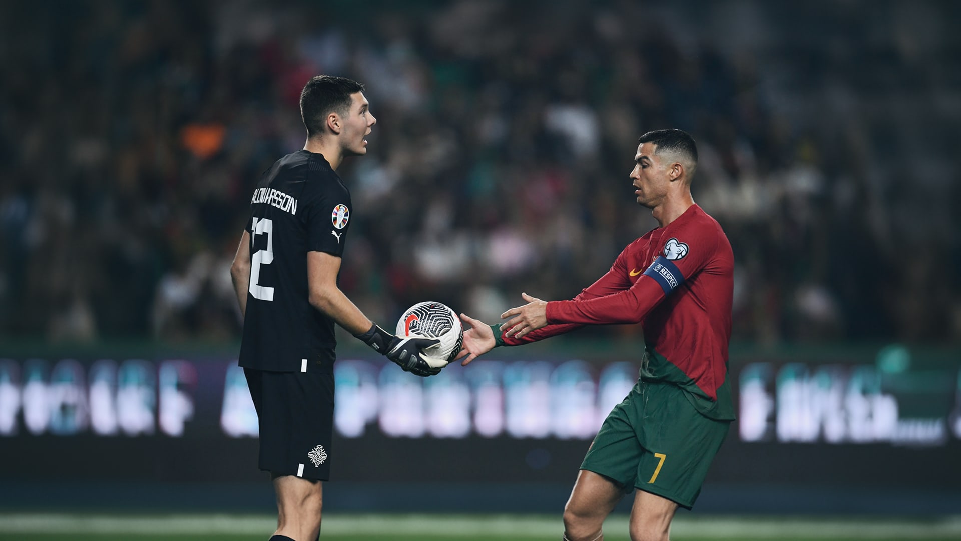 Hákon Valdimarsson v Cristiano Ronaldo