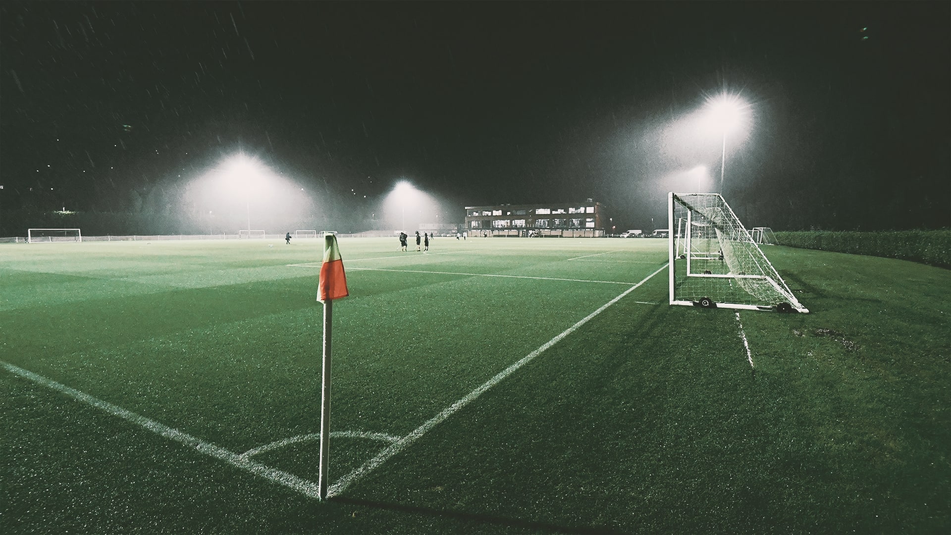 Production/Kick_off_swansea_c9az4k