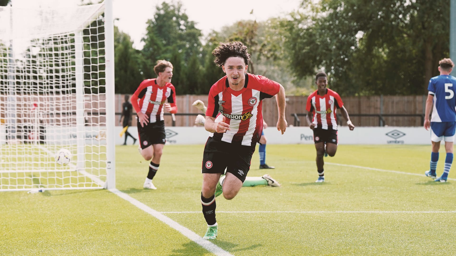 Production/Michael_McSorley_v_Wigan_Athletic_gzvnlw