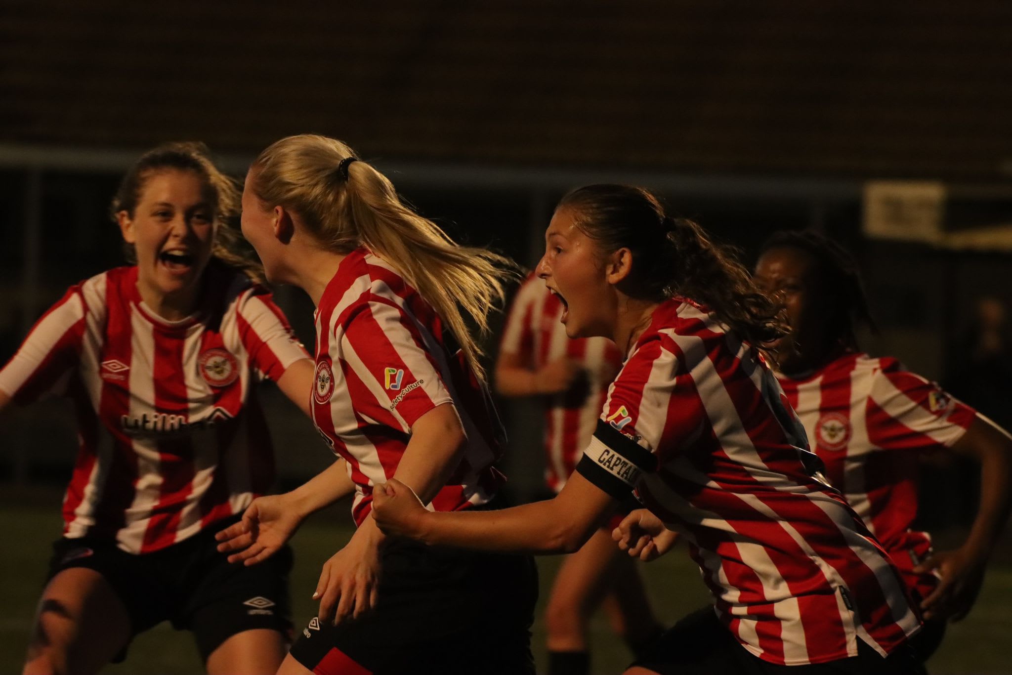 Late winner for the Women's First Team 