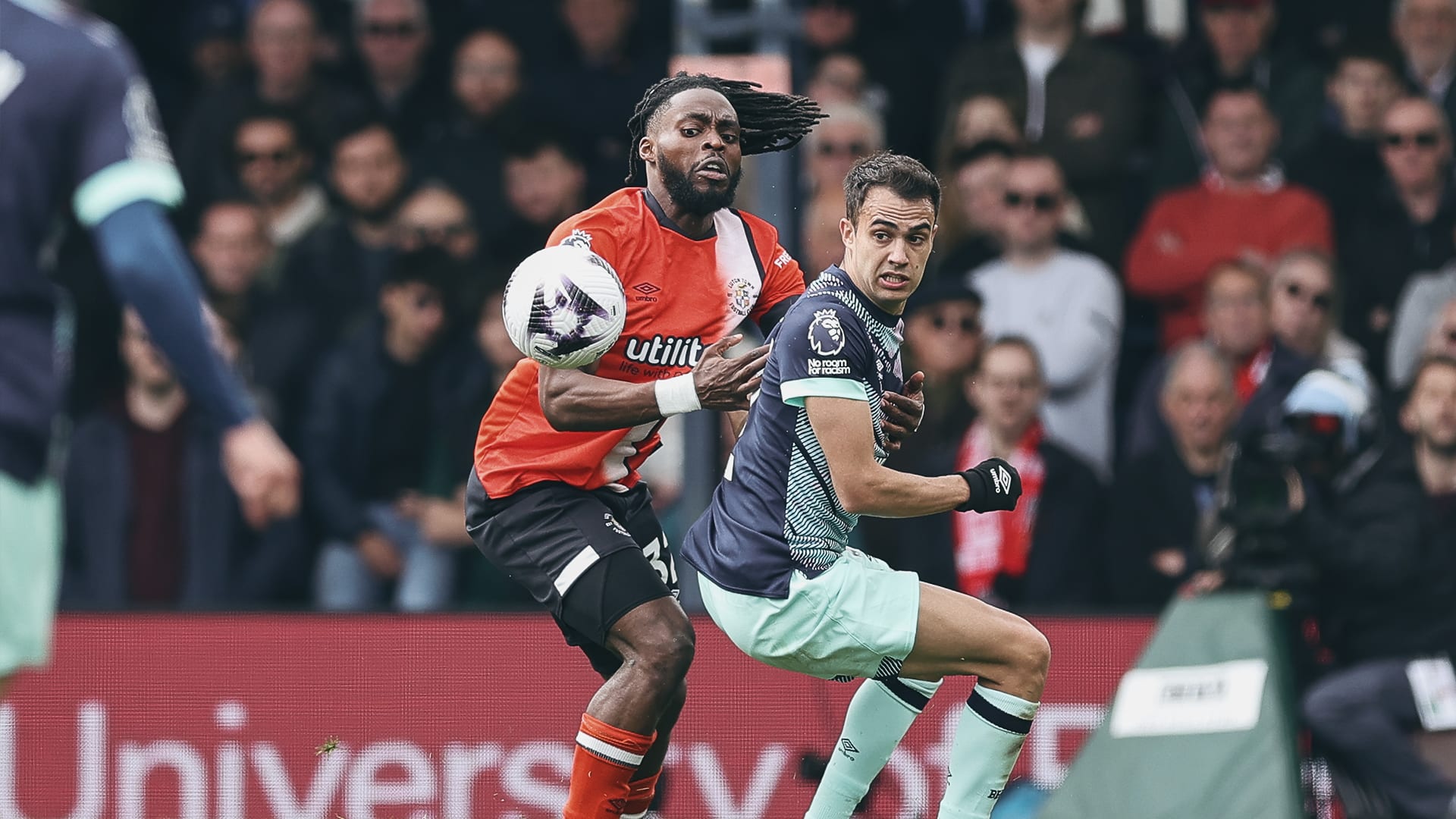 Sergio Reguilón v Luton