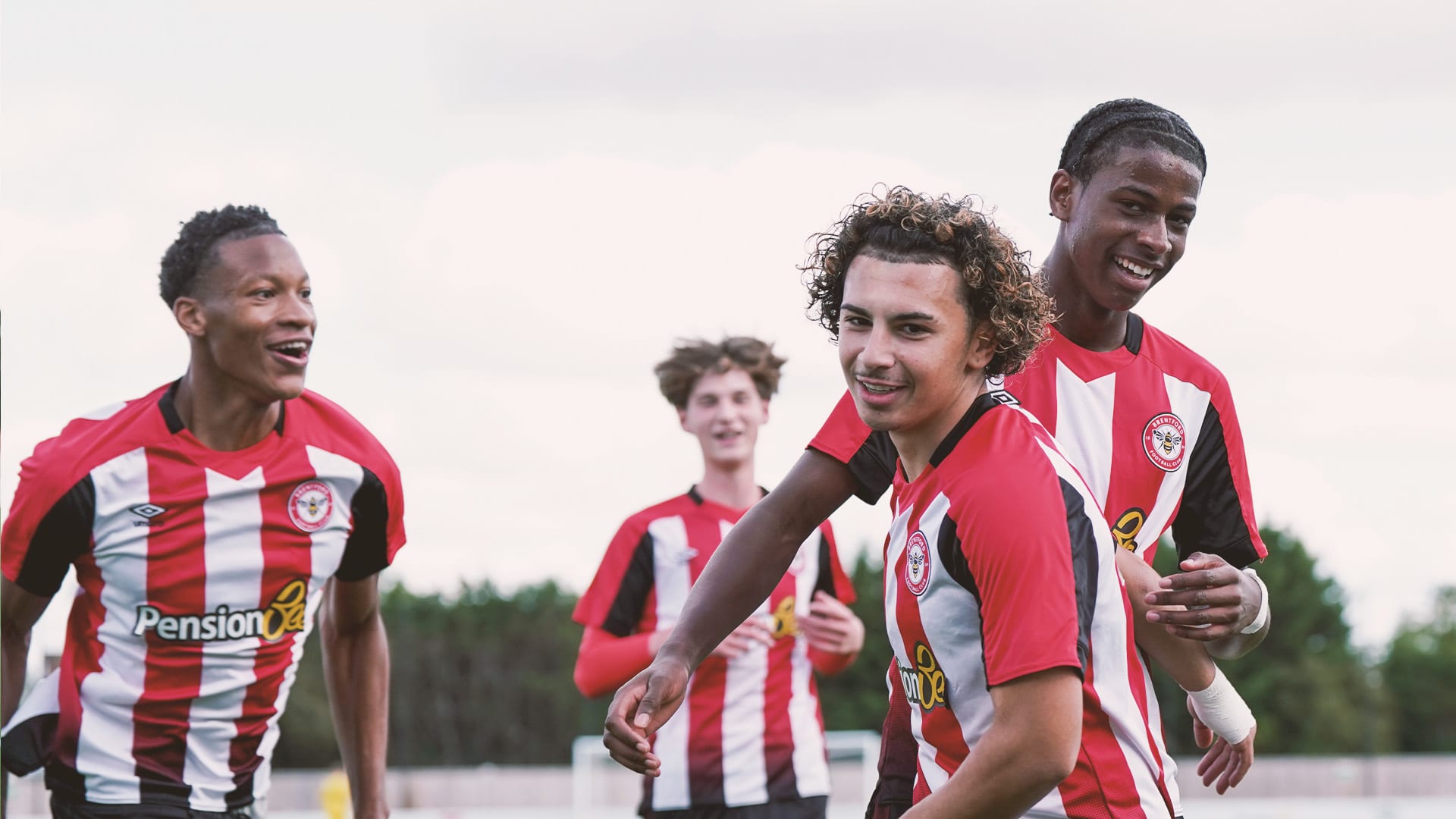 Production/Team_celebration_v_Watford_U18_j6go8d