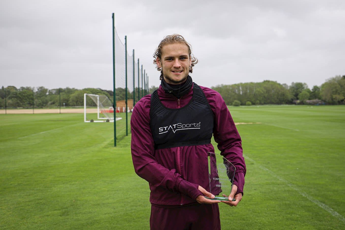 Aaron Pressley wins Brentford B Player of the Year for 2020/21 season