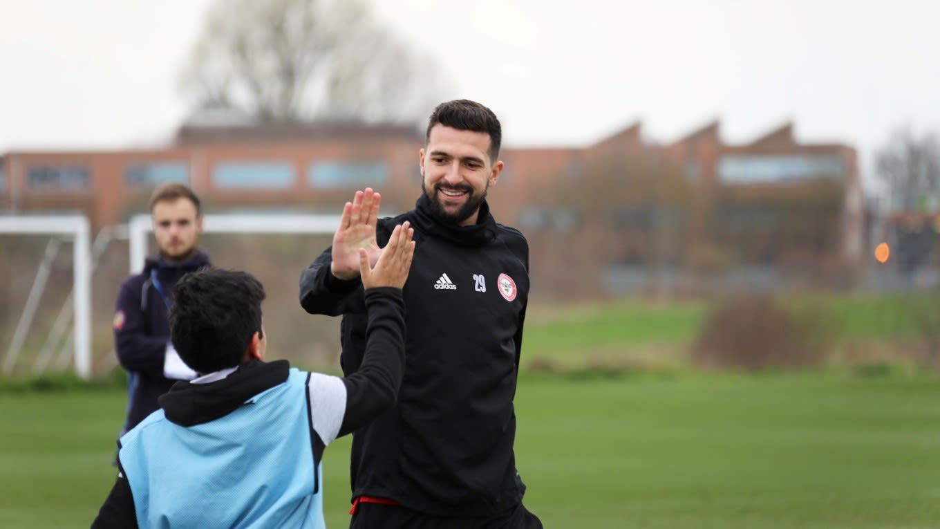 https://www.brentfordfc.com/siteassets/images/events/2018-19/20190319---doa-fearless-foundation/bfc_0064.jpg