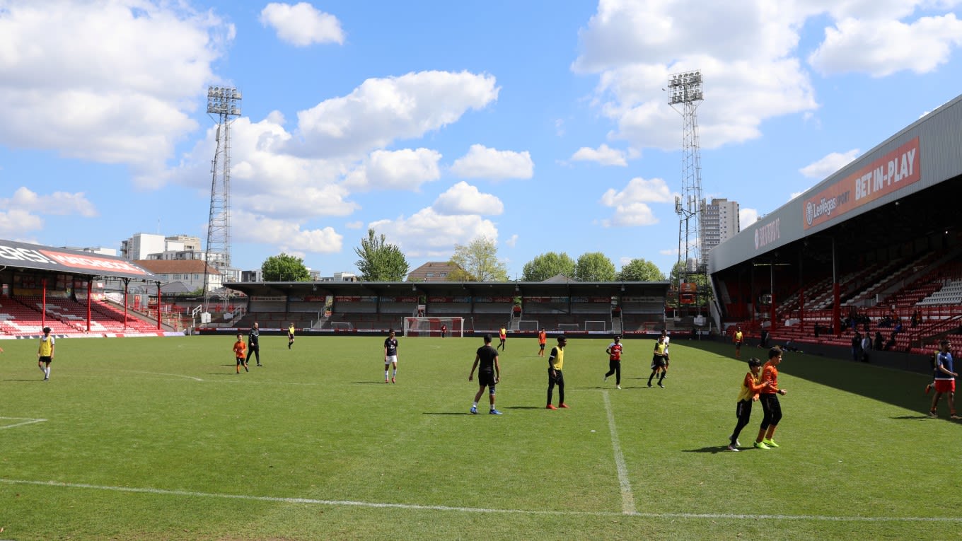 London Tigers play on Griffin Park pitch
