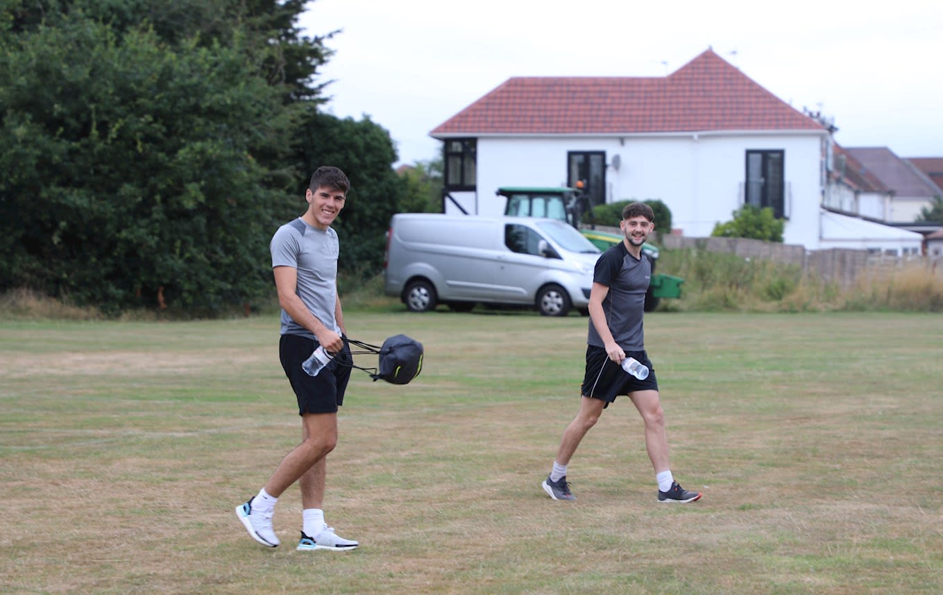 https://www.brentfordfc.com/siteassets/images/football/2020-21/brentford-b/pre-season-training/bfc_0394.jpg