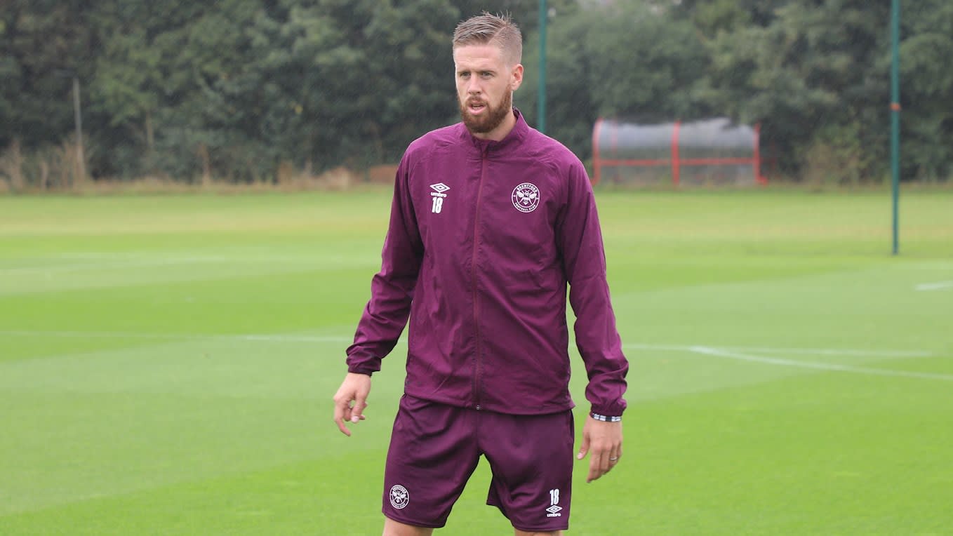 https://www.brentfordfc.com/siteassets/images/football/2020-21/first-team/training/20200819---first-day-back/bfc_1168.jpg