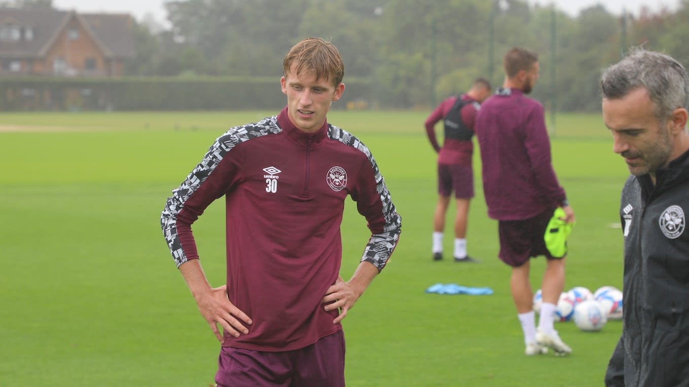 https://www.brentfordfc.com/siteassets/images/football/2020-21/first-team/training/20200819---first-day-back/bfc_1229.jpg