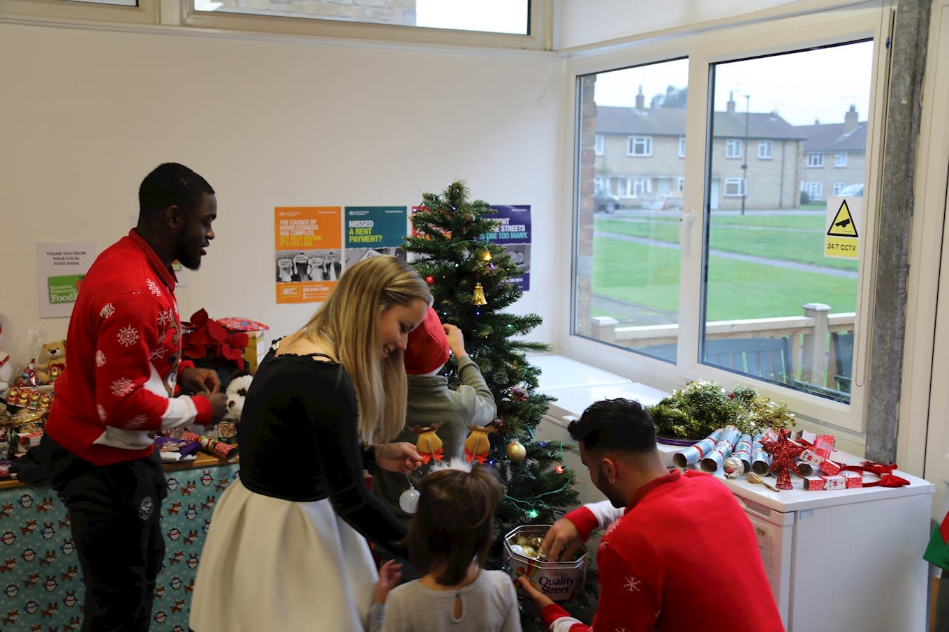 https://www.brentfordfc.com/siteassets/images/events/2019-20/foodbox-visit/bfc_6538.jpg
