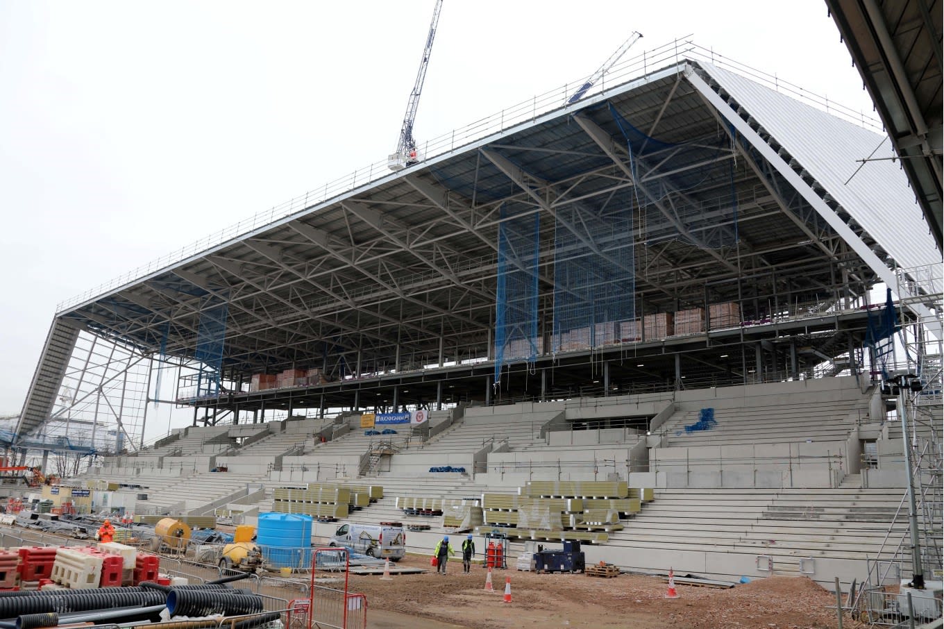 https://www.brentfordfc.com/siteassets/images/community-stadium/20190328---gallery-from-site/bfc_7033-3x2.jpg