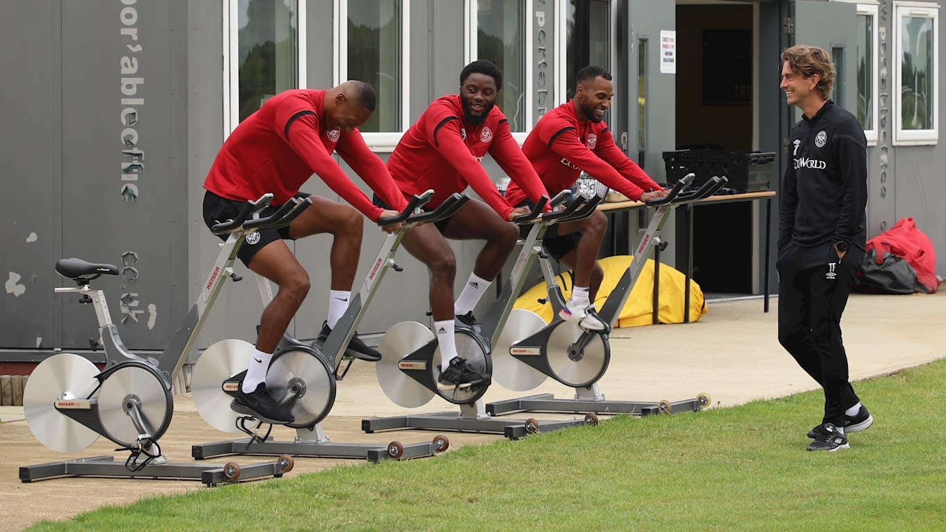 https://www.brentfordfc.com/siteassets/images/football/2019-20/training/20200709---training/bfc_8778.jpg