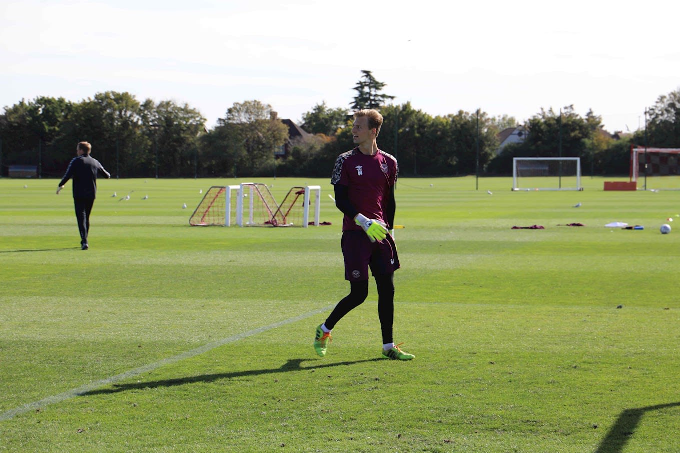 https://www.brentfordfc.com/siteassets/images/football/2020-21/brentford-b/training-photos/return-to-training-280920/bfc_9912.jpg
