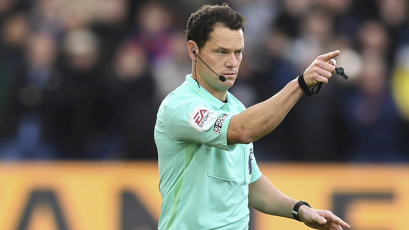 Darren England to take charge of visit to Manchester City