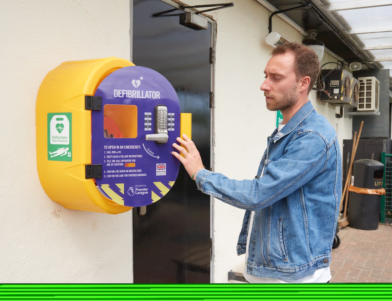 https://www.brentfordfc.com/siteassets/images/premier-league-news-stories/eriksen-defibrilator-unveiling/dsc_0761.jpg