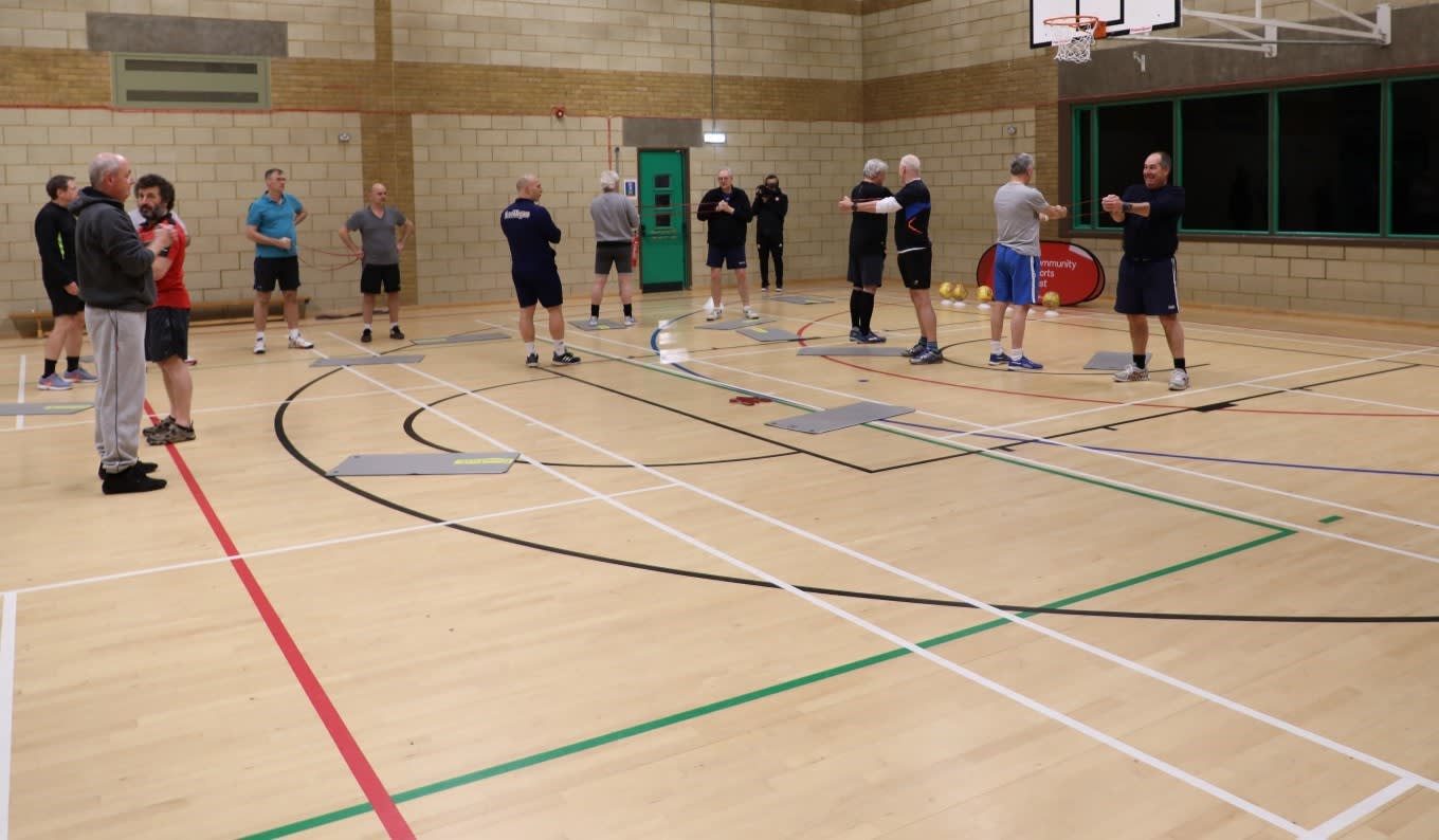 https://www.brentfordfc.com/siteassets/images/events/2018-19/20190318---doa-weightloss/efl-doa-weight-session-21.jpg