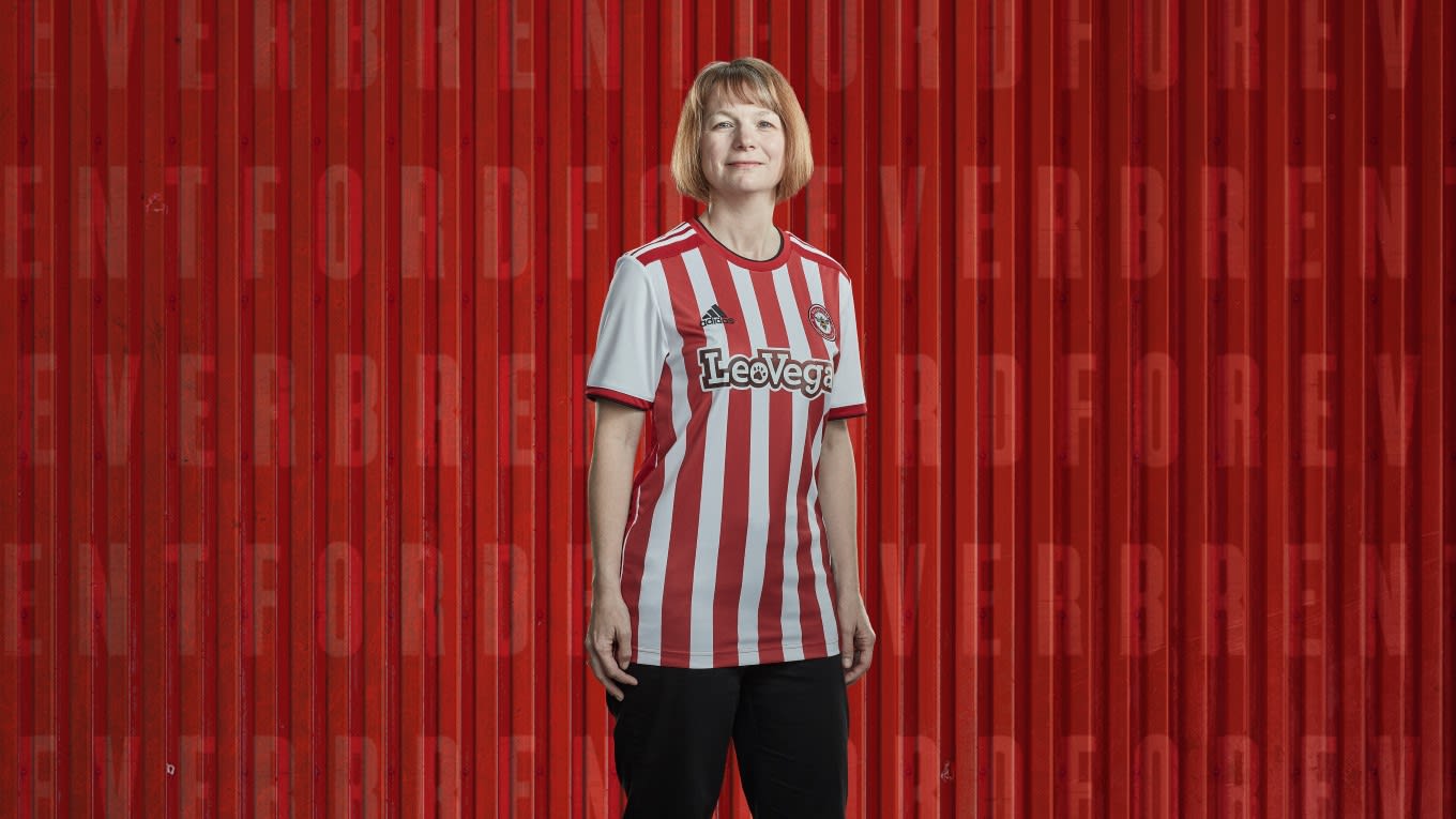 Production/forever-brentford-shoot-6_nrmbbd