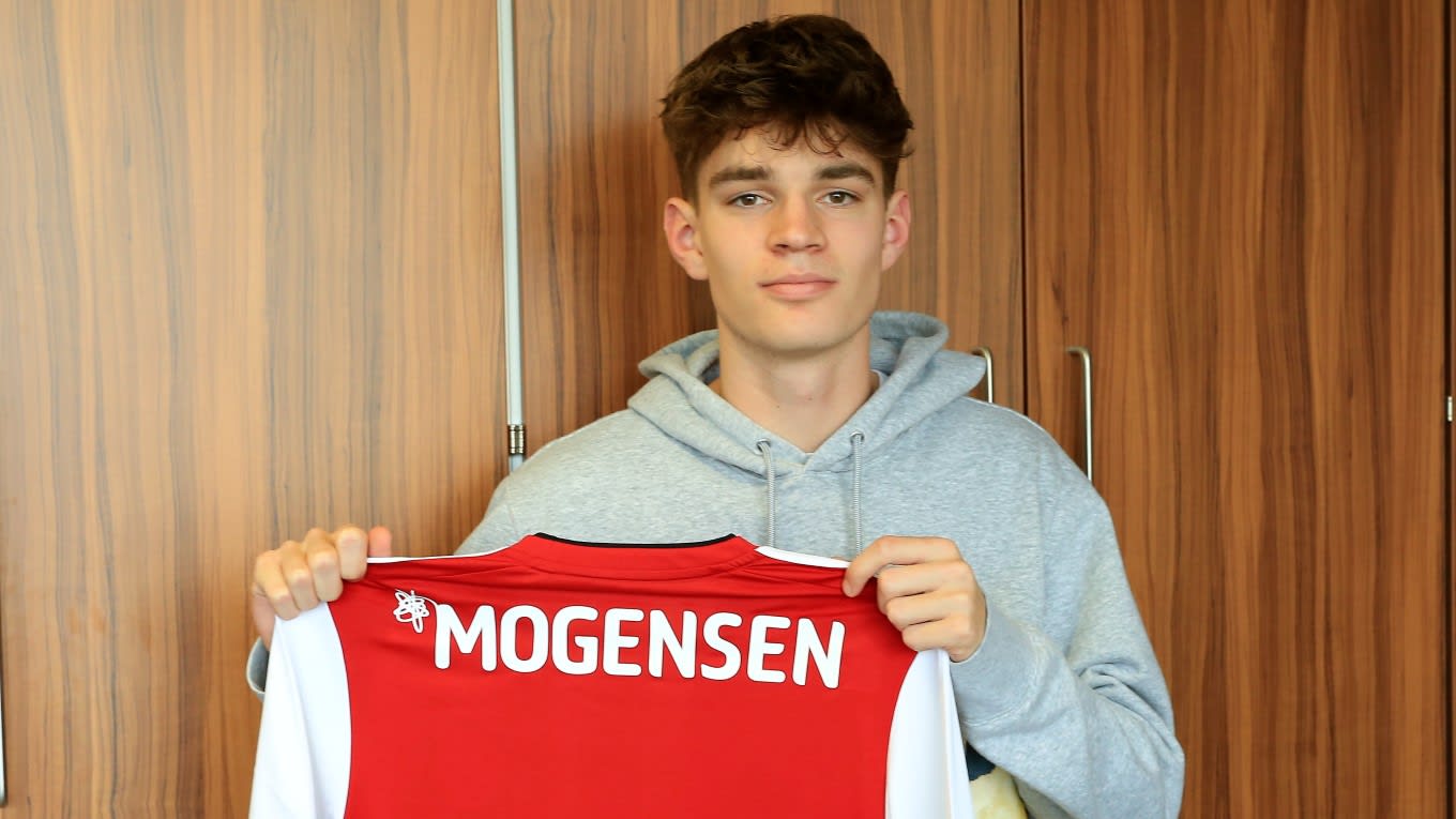 Gustav Mogensen joins Brentford B