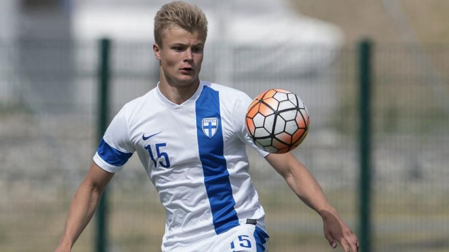 Jaakko Oksanen plays in Finland Under-19 defeat