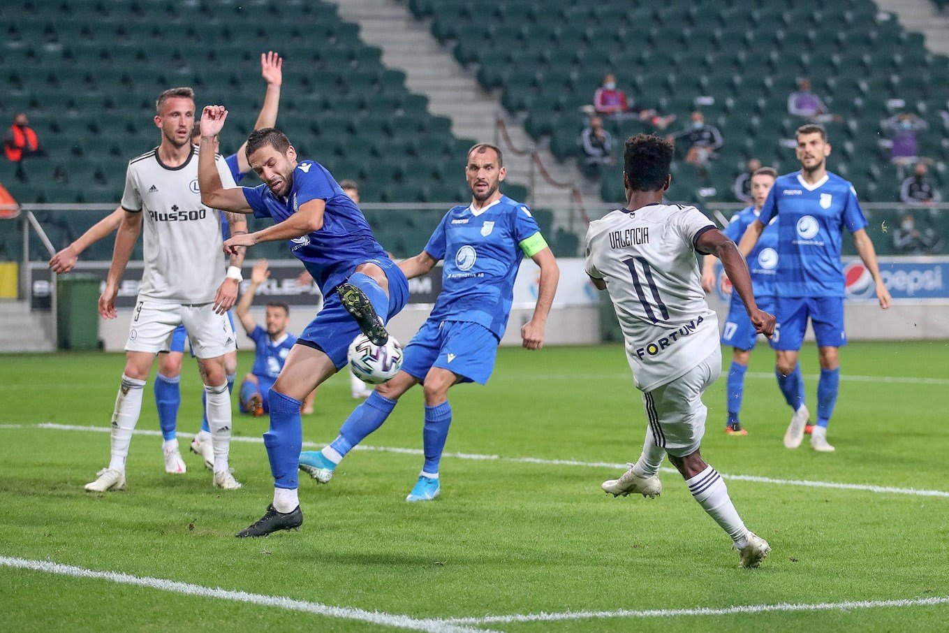 Loan Round-Up: Joel Valencia's Legia Warsaw exit UEFA Europa League