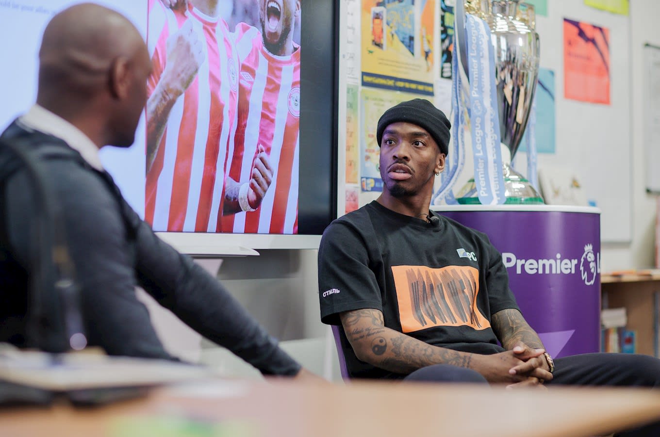 https://www.brentfordfc.com/siteassets/images/premier-league-news-stories/ivan-nrfr-event/pl-ps-brentford-fc-29apr22-3328.jpg
