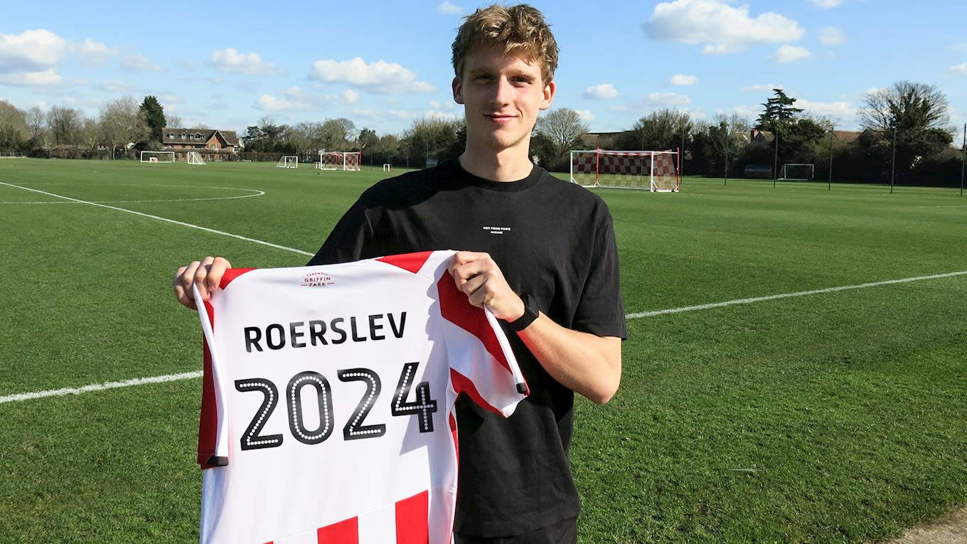 Mads Roerslev signs new contract