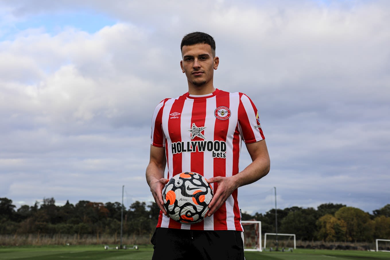 Roy Syla joins Brentford B