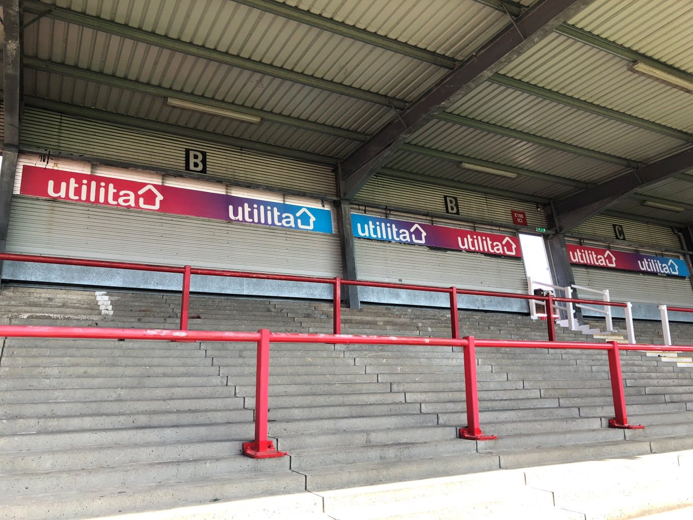 Free Barnsley coaches to be powered by Utilita