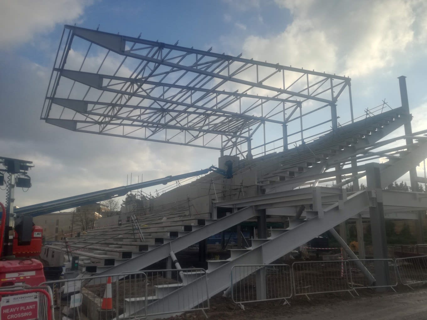 Production/west-stand-progress_pj876n